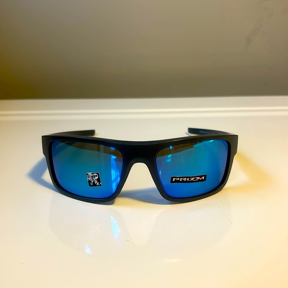 Oakley Other - Oakley Drop Point Prizm Polarized Sunglasses